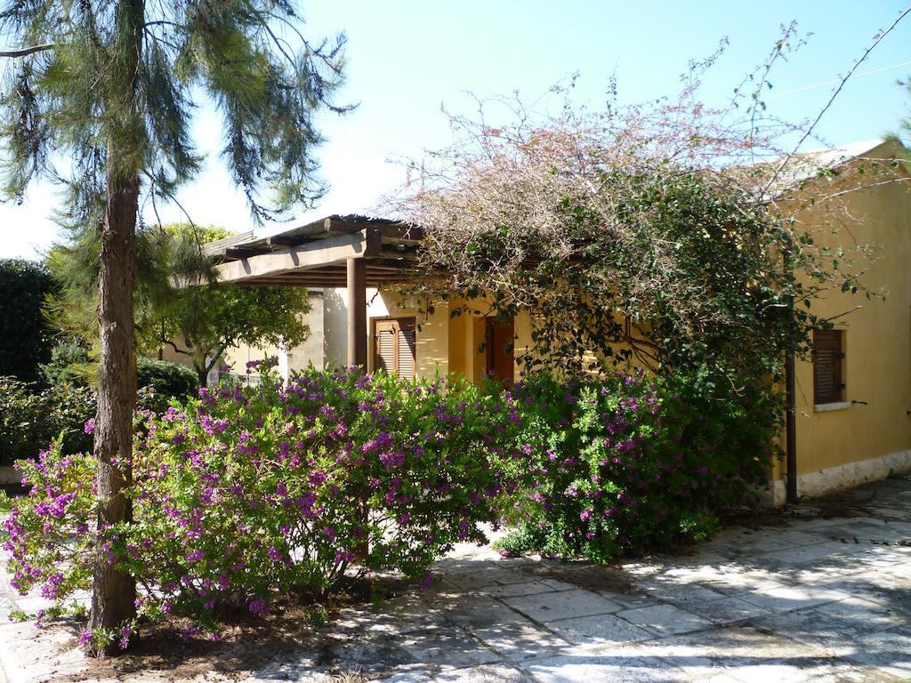 Villa Carcano Trani Ruang foto