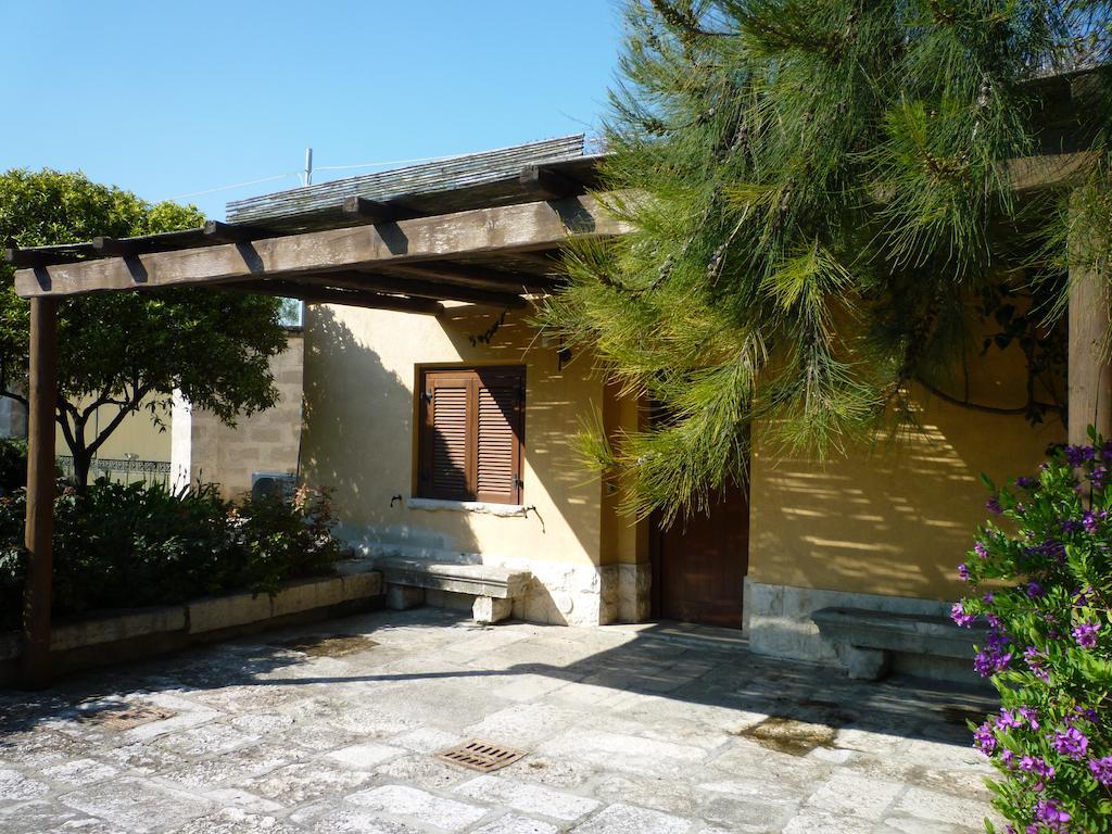 Villa Carcano Trani Ruang foto